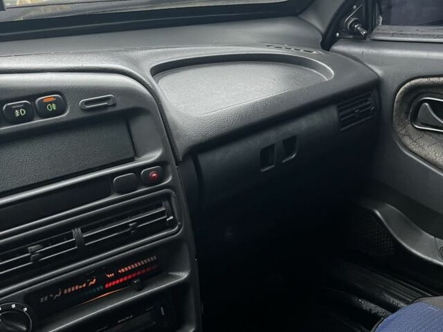 Зелений ВАЗ 2114 Самара, об'ємом двигуна 1.5 л та пробігом 520 тис. км за 1665 $, фото 20 на Automoto.ua