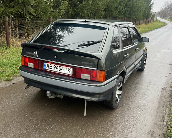 Зеленый ВАЗ 2114 Самара, объемом двигателя 1.5 л и пробегом 200 тыс. км за 1999 $, фото 4 на Automoto.ua