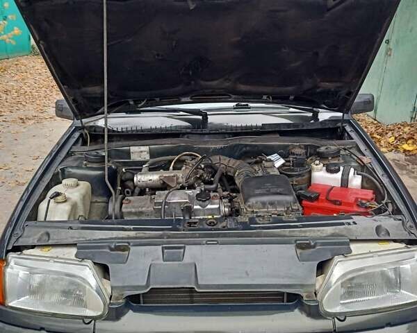 Зеленый ВАЗ 2114 Самара, объемом двигателя 1.5 л и пробегом 186 тыс. км за 2500 $, фото 6 на Automoto.ua