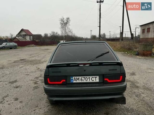 Зелений ВАЗ 2114 Самара, об'ємом двигуна 1.5 л та пробігом 267 тис. км за 2000 $, фото 6 на Automoto.ua