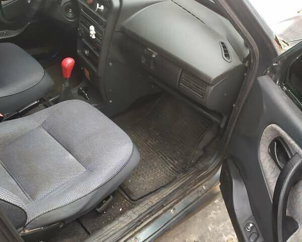 Зеленый ВАЗ 2114 Самара, объемом двигателя 1.6 л и пробегом 300 тыс. км за 850 $, фото 7 на Automoto.ua