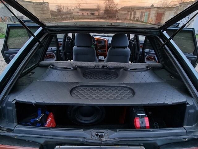 Зеленый ВАЗ 2114 Самара, объемом двигателя 1.6 л и пробегом 188 тыс. км за 1700 $, фото 8 на Automoto.ua