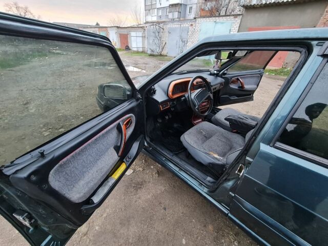 Зеленый ВАЗ 2114 Самара, объемом двигателя 1.6 л и пробегом 188 тыс. км за 1700 $, фото 6 на Automoto.ua