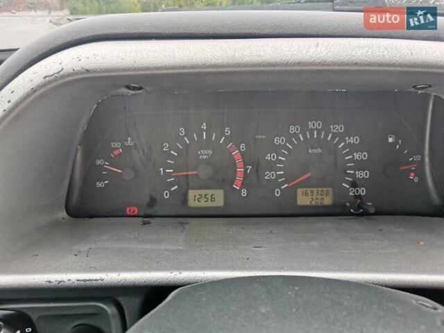 Зеленый ВАЗ 2114 Самара, объемом двигателя 1.6 л и пробегом 169 тыс. км за 2200 $, фото 7 на Automoto.ua