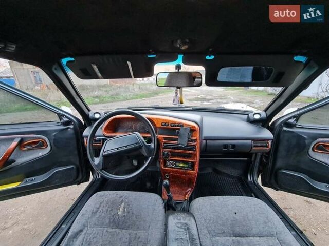 Зеленый ВАЗ 2114 Самара, объемом двигателя 1.6 л и пробегом 188 тыс. км за 1700 $, фото 4 на Automoto.ua