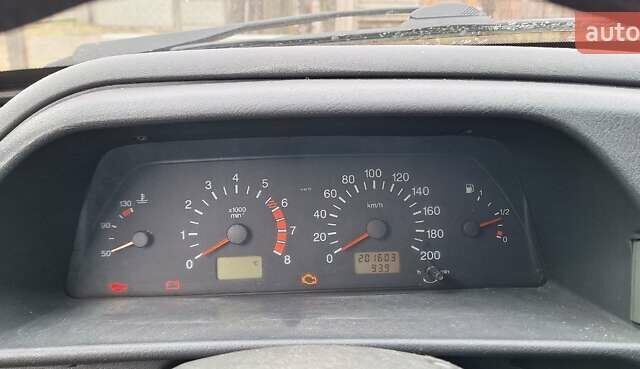 Зеленый ВАЗ 2114 Самара, объемом двигателя 1.6 л и пробегом 202 тыс. км за 1300 $, фото 4 на Automoto.ua