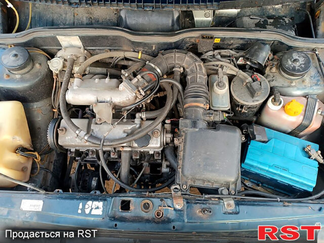 Зеленый ВАЗ 2114 Самара, объемом двигателя 1.6 л и пробегом 250 тыс. км за 1350 $, фото 10 на Automoto.ua