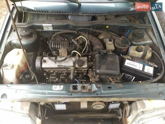 Зеленый ВАЗ 2114 Самара, объемом двигателя 1.6 л и пробегом 300 тыс. км за 850 $, фото 6 на Automoto.ua