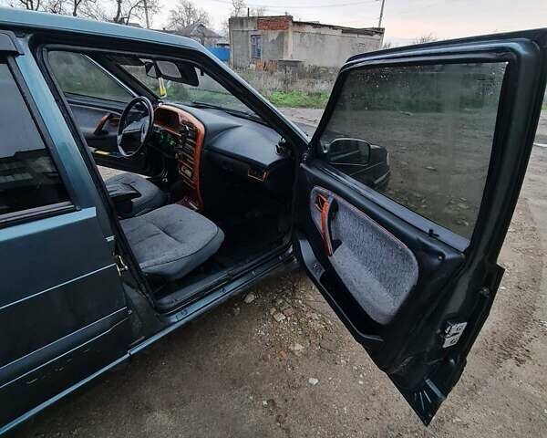 Зеленый ВАЗ 2114 Самара, объемом двигателя 1.6 л и пробегом 188 тыс. км за 1700 $, фото 9 на Automoto.ua