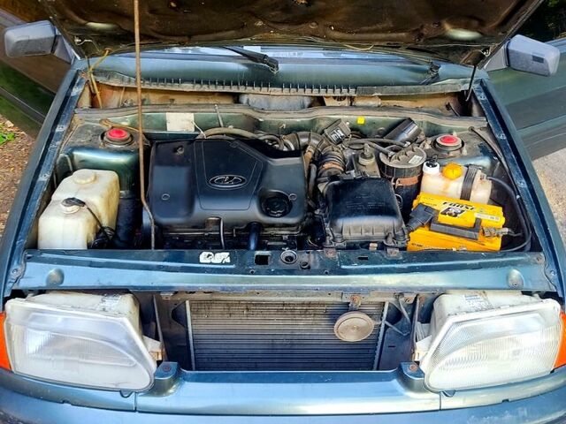 Зелений ВАЗ 2114 Самара, об'ємом двигуна 1.6 л та пробігом 275 тис. км за 1700 $, фото 7 на Automoto.ua