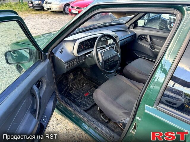 Зелений ВАЗ 2114 Самара, об'ємом двигуна 1.6 л та пробігом 220 тис. км за 1500 $, фото 5 на Automoto.ua