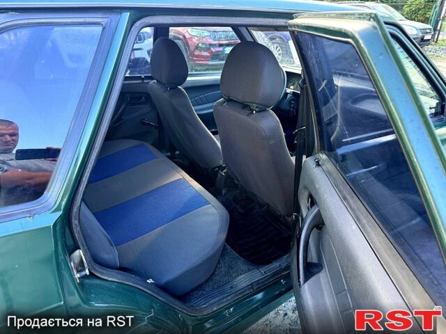 Зелений ВАЗ 2114 Самара, об'ємом двигуна 1.6 л та пробігом 220 тис. км за 1500 $, фото 7 на Automoto.ua