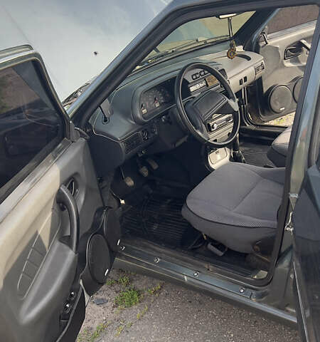 Зеленый ВАЗ 2114 Самара, объемом двигателя 1.6 л и пробегом 165 тыс. км за 2750 $, фото 13 на Automoto.ua