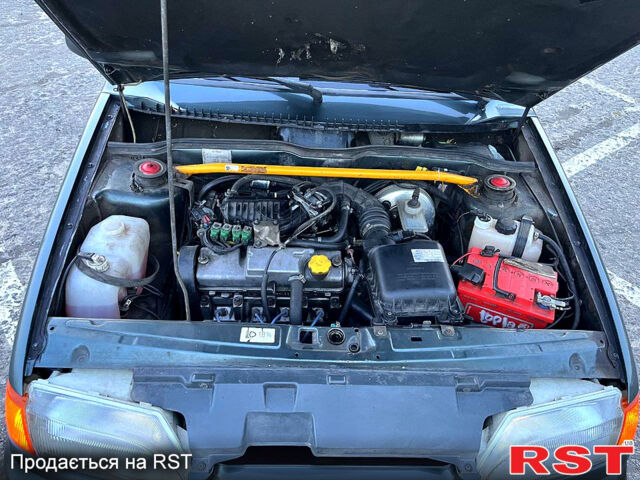 Зеленый ВАЗ 2114 Самара, объемом двигателя 1.6 л и пробегом 189 тыс. км за 1650 $, фото 7 на Automoto.ua