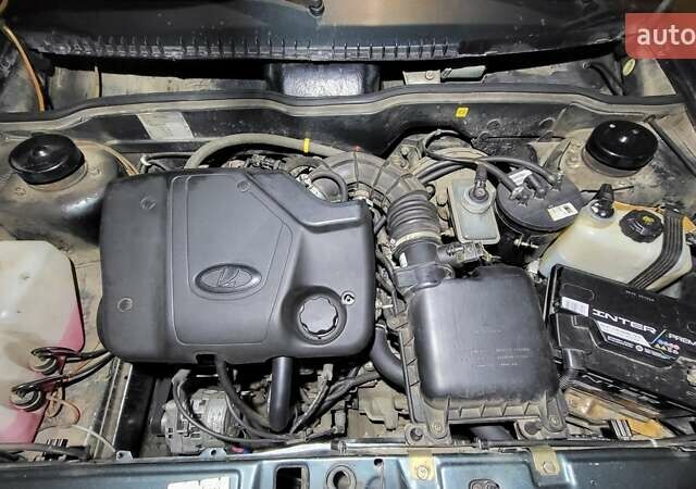 Зелений ВАЗ 2114 Самара, об'ємом двигуна 1.6 л та пробігом 75 тис. км за 2100 $, фото 19 на Automoto.ua