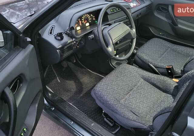 Зелений ВАЗ 2114 Самара, об'ємом двигуна 1.6 л та пробігом 75 тис. км за 2100 $, фото 12 на Automoto.ua