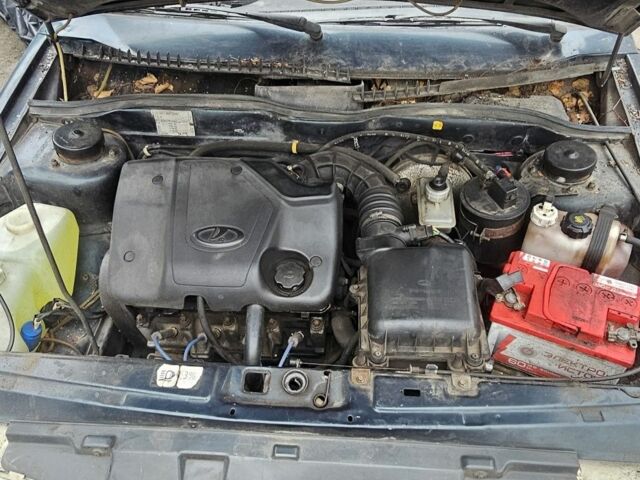 Зелений ВАЗ 2114 Самара, об'ємом двигуна 1.6 л та пробігом 100 тис. км за 474 $, фото 4 на Automoto.ua