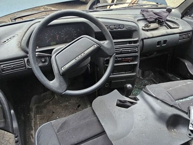 Зелений ВАЗ 2114 Самара, об'ємом двигуна 1.6 л та пробігом 100 тис. км за 474 $, фото 2 на Automoto.ua