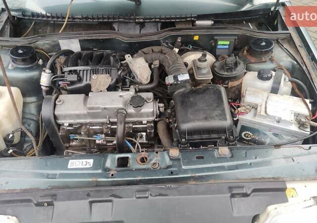 Зелений ВАЗ 2114 Самара, об'ємом двигуна 1.6 л та пробігом 165 тис. км за 1599 $, фото 18 на Automoto.ua