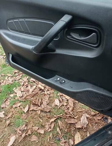 Зеленый ВАЗ 2114 Самара, объемом двигателя 1.6 л и пробегом 145 тыс. км за 2600 $, фото 3 на Automoto.ua