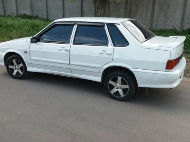 Белый ВАЗ 2115 Самара, объемом двигателя 1.6 л и пробегом 140 тыс. км за 2800 $, фото 5 на Automoto.ua