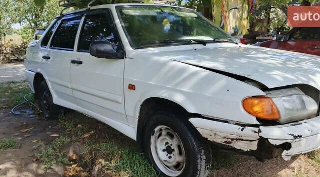 Белый ВАЗ 2115 Самара, объемом двигателя 1.6 л и пробегом 100 тыс. км за 1800 $, фото 2 на Automoto.ua