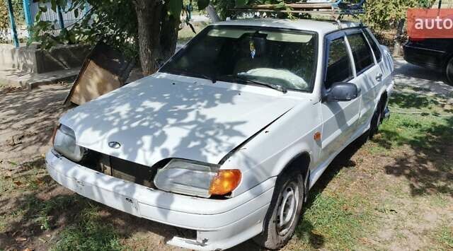 Белый ВАЗ 2115 Самара, объемом двигателя 1.6 л и пробегом 100 тыс. км за 1800 $, фото 1 на Automoto.ua