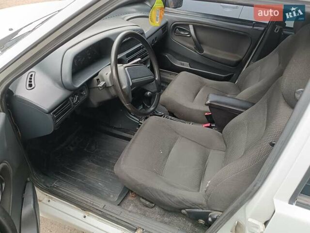 Белый ВАЗ 2115 Самара, объемом двигателя 1.6 л и пробегом 273 тыс. км за 1550 $, фото 15 на Automoto.ua
