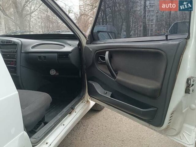 Белый ВАЗ 2115 Самара, объемом двигателя 1.6 л и пробегом 273 тыс. км за 1550 $, фото 21 на Automoto.ua