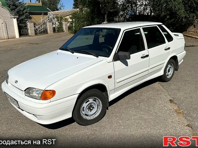 Белый ВАЗ 2115 Самара, объемом двигателя 1.6 л и пробегом 170 тыс. км за 3000 $, фото 2 на Automoto.ua