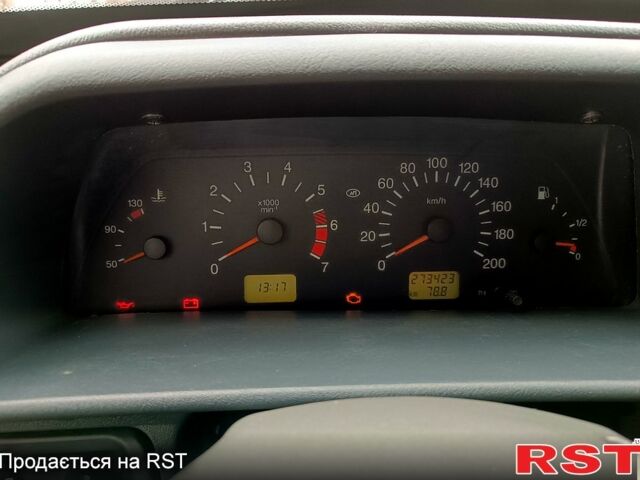 Білий ВАЗ 2115 Самара, об'ємом двигуна 1.6 л та пробігом 274 тис. км за 1200 $, фото 6 на Automoto.ua