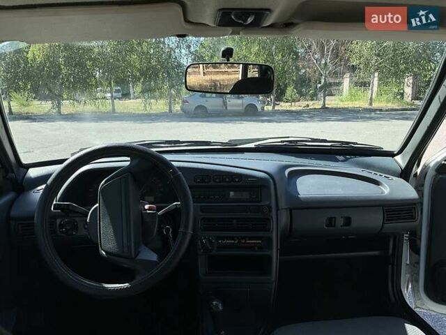 Білий ВАЗ 2115 Самара, об'ємом двигуна 1.6 л та пробігом 170 тис. км за 3600 $, фото 9 на Automoto.ua