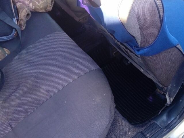 Бежевий ВАЗ 2115 Самара, об'ємом двигуна 1.5 л та пробігом 280 тис. км за 1700 $, фото 4 на Automoto.ua