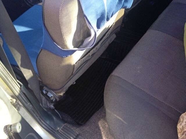 Бежевий ВАЗ 2115 Самара, об'ємом двигуна 1.5 л та пробігом 280 тис. км за 1700 $, фото 5 на Automoto.ua