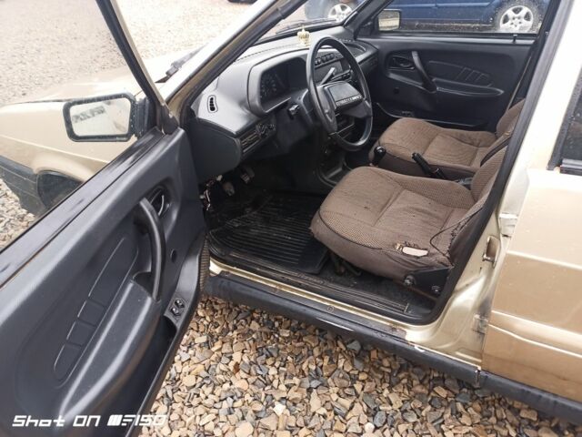 Бежевый ВАЗ 2115 Самара, объемом двигателя 1.5 л и пробегом 10 тыс. км за 1400 $, фото 2 на Automoto.ua