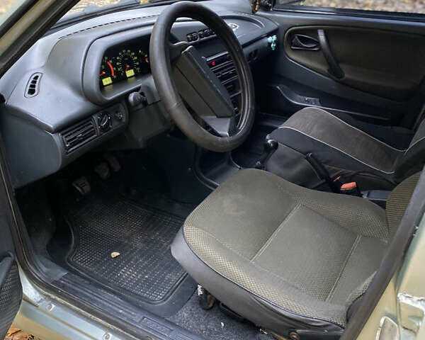 Бежевий ВАЗ 2115 Самара, об'ємом двигуна 1.5 л та пробігом 260 тис. км за 1900 $, фото 6 на Automoto.ua