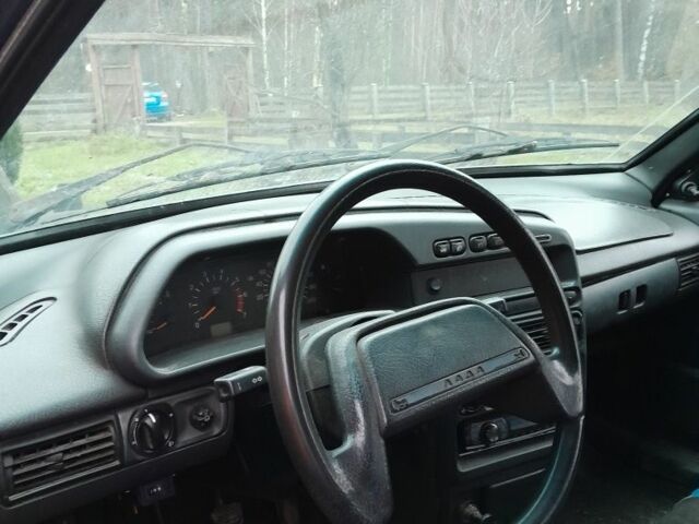 Черный ВАЗ 2115 Самара, объемом двигателя 1.5 л и пробегом 200 тыс. км за 714 $, фото 1 на Automoto.ua