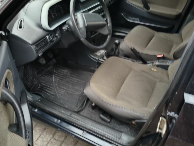 Черный ВАЗ 2115 Самара, объемом двигателя 1.6 л и пробегом 140 тыс. км за 2600 $, фото 5 на Automoto.ua