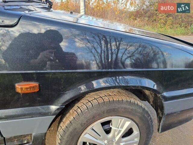 Черный ВАЗ 2115 Самара, объемом двигателя 1.5 л и пробегом 250 тыс. км за 2300 $, фото 4 на Automoto.ua