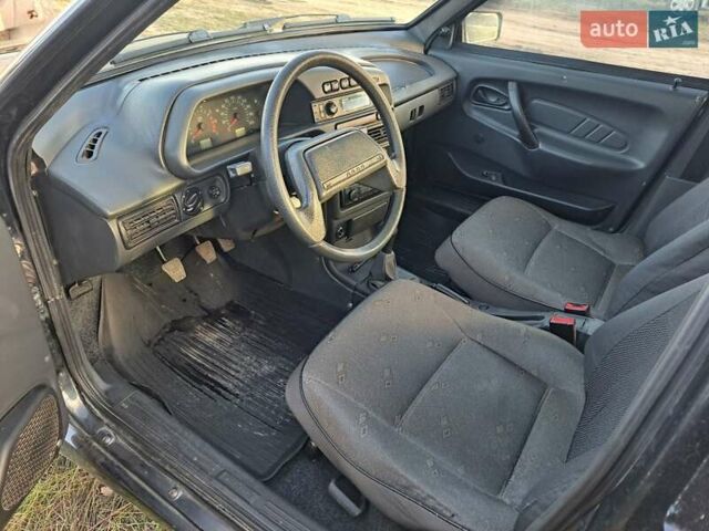 Черный ВАЗ 2115 Самара, объемом двигателя 1.5 л и пробегом 250 тыс. км за 2300 $, фото 13 на Automoto.ua