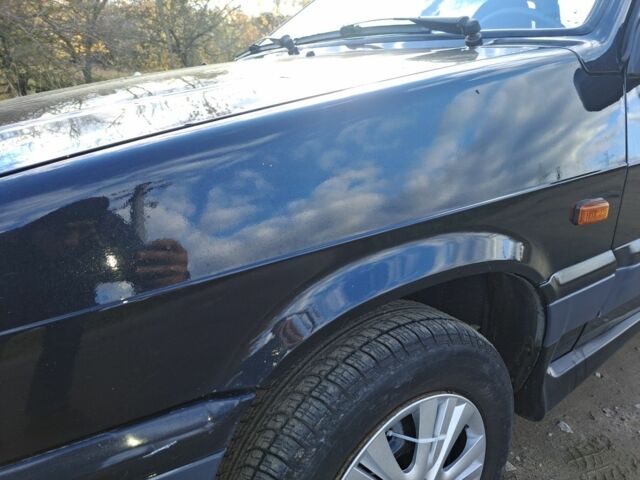 Черный ВАЗ 2115 Самара, объемом двигателя 1.5 л и пробегом 250 тыс. км за 2400 $, фото 9 на Automoto.ua