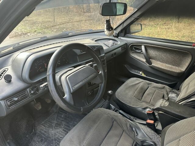 Черный ВАЗ 2115 Самара, объемом двигателя 1.5 л и пробегом 200 тыс. км за 1399 $, фото 7 на Automoto.ua