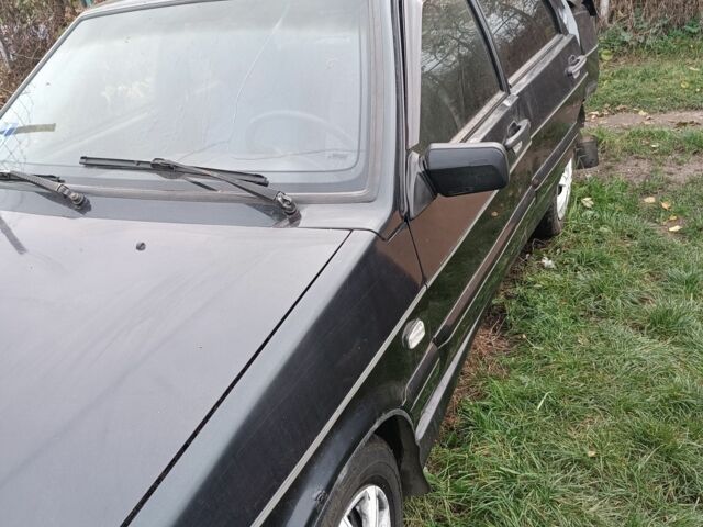 Черный ВАЗ 2115 Самара, объемом двигателя 1.5 л и пробегом 290 тыс. км за 1000 $, фото 2 на Automoto.ua