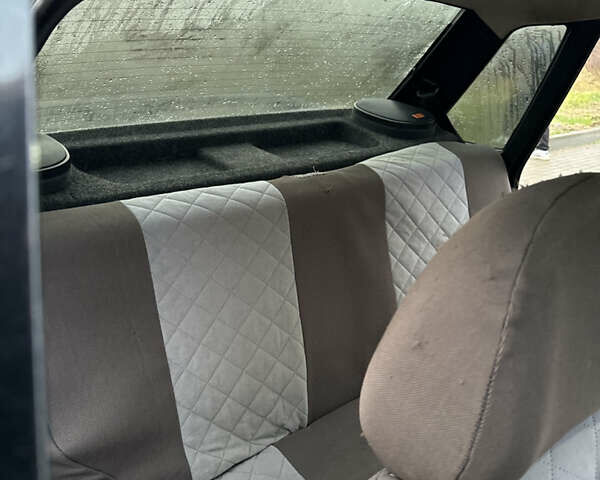 Черный ВАЗ 2115 Самара, объемом двигателя 1.5 л и пробегом 169 тыс. км за 1300 $, фото 19 на Automoto.ua