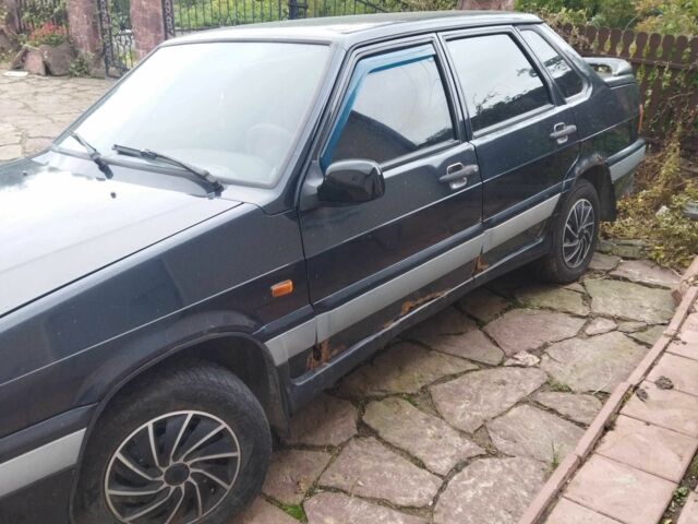 Чорний ВАЗ 2115 Самара, об'ємом двигуна 1.6 л та пробігом 130 тис. км за 715 $, фото 3 на Automoto.ua