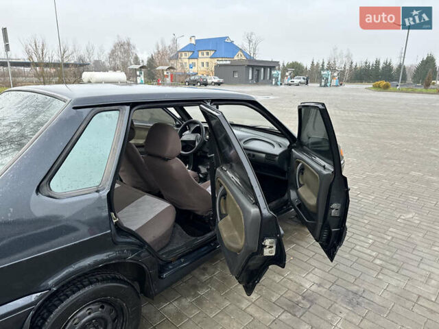 Черный ВАЗ 2115 Самара, объемом двигателя 1.5 л и пробегом 169 тыс. км за 1300 $, фото 16 на Automoto.ua