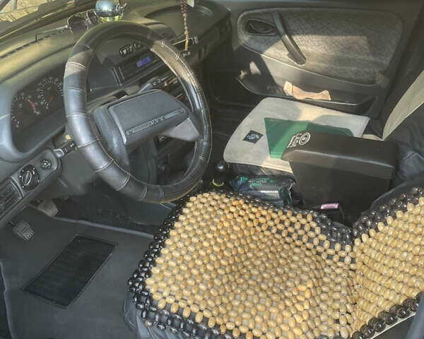 Чорний ВАЗ 2115 Самара, об'ємом двигуна 1.5 л та пробігом 185 тис. км за 2300 $, фото 1 на Automoto.ua