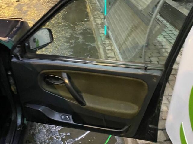 Черный ВАЗ 2115 Самара, объемом двигателя 1.5 л и пробегом 198 тыс. км за 1700 $, фото 13 на Automoto.ua