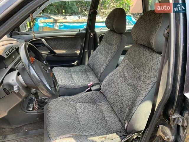 Черный ВАЗ 2115 Самара, объемом двигателя 1.5 л и пробегом 137 тыс. км за 1200 $, фото 8 на Automoto.ua