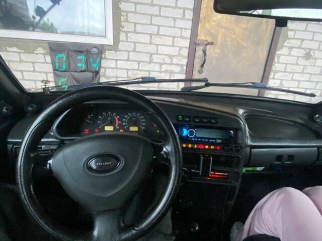 Чорний ВАЗ 2115 Самара, об'ємом двигуна 1.5 л та пробігом 200 тис. км за 2200 $, фото 5 на Automoto.ua